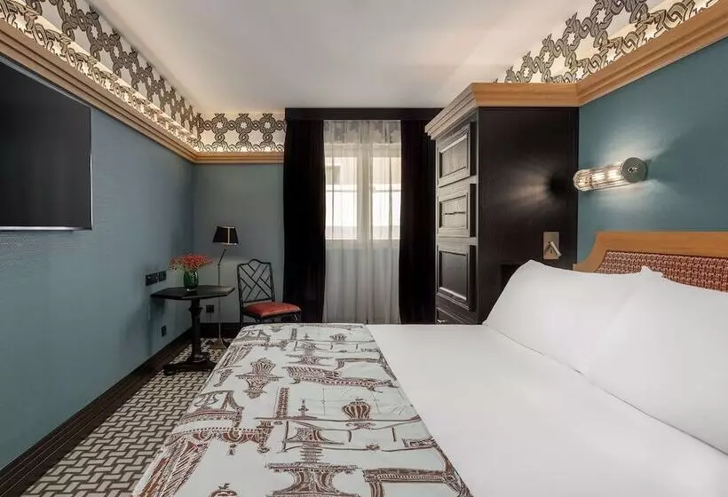 Hotelli Room Mate Alba