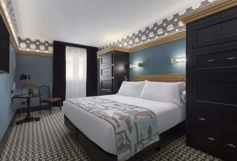 Hotelli Room Mate Alba