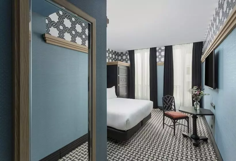 Hotelli Room Mate Alba
