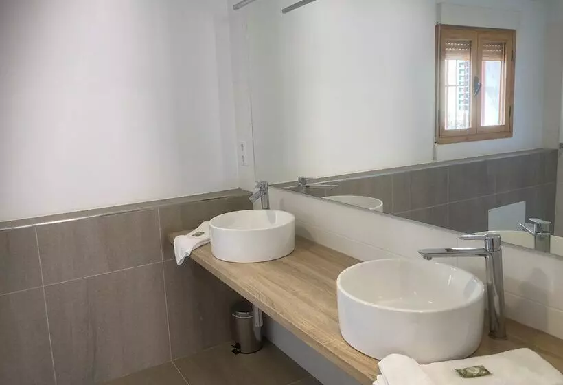 田舎風ホテル Hospedium Hotel Venta Sant Jordi