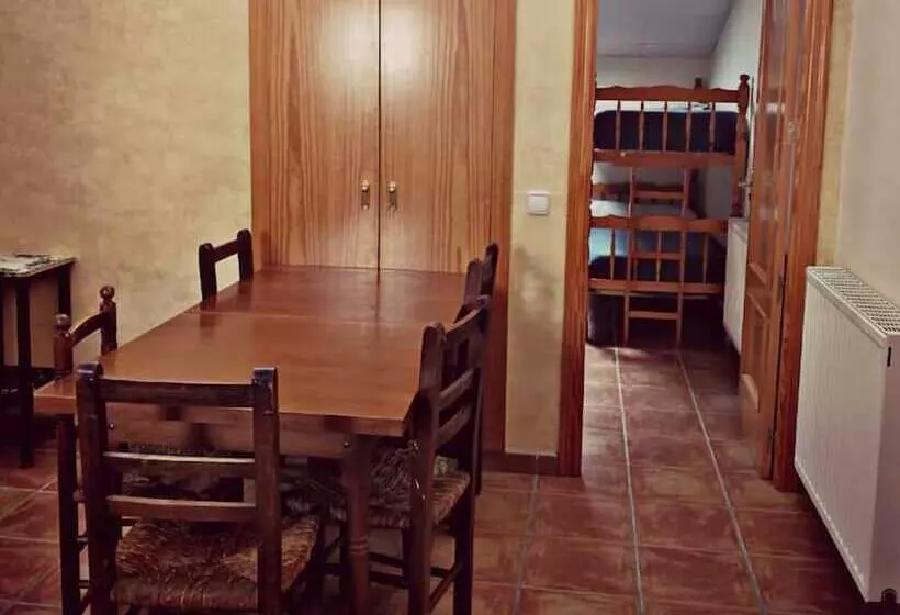 田舎風ホテル Hospedium Hotel Venta Sant Jordi