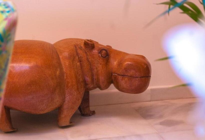 هتل Sweet Sevilla Suites