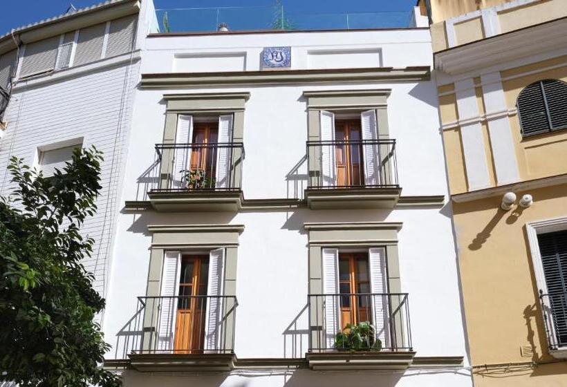 هتل Sweet Sevilla Suites