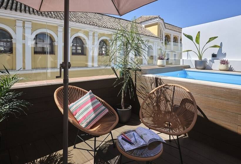 هتل Sweet Sevilla Suites