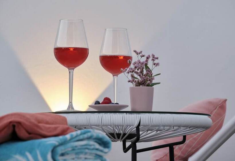 هتل Sweet Sevilla Suites