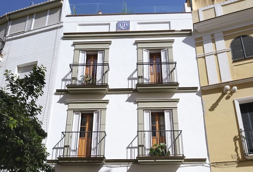 هتل Sweet Sevilla Suites