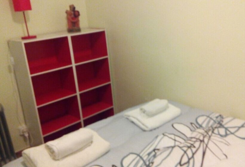 Apartamentos Llavaneras