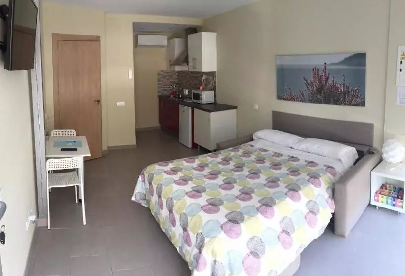 Apartamentos Turísticos María Guerrero