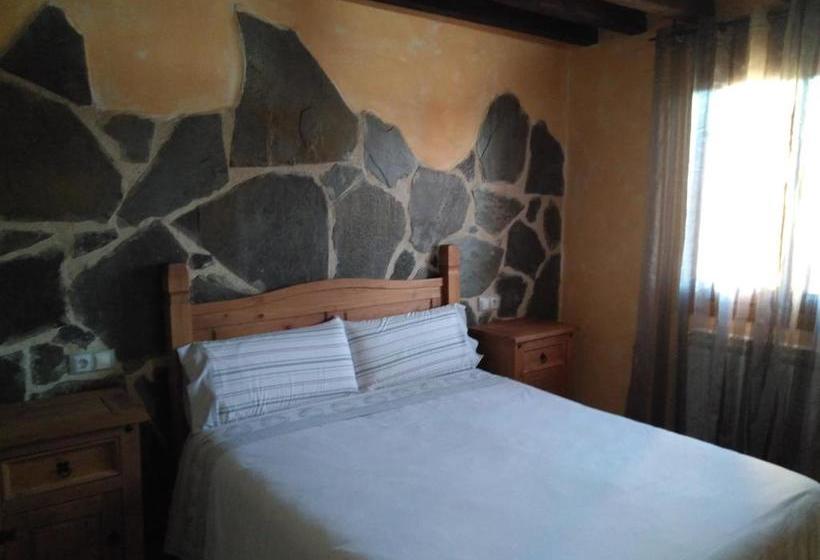 Apartamentos Turisticos Julia