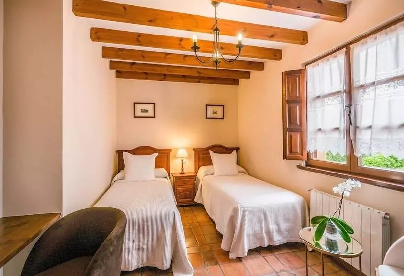 Aamiaismajoitus (B&B) Posada Lunada