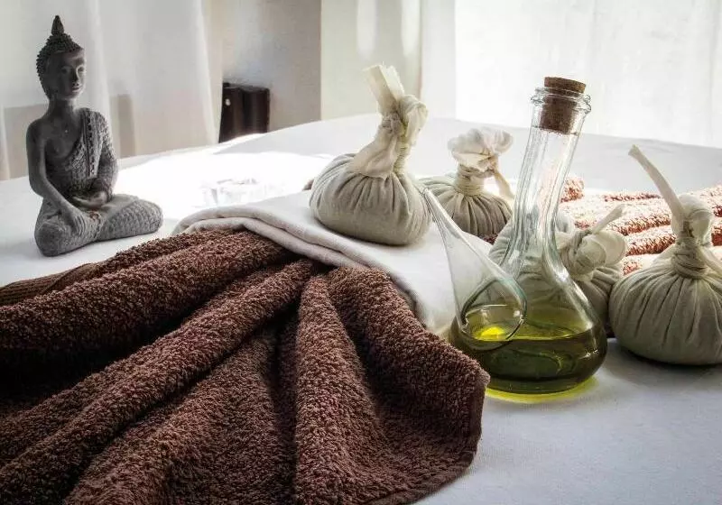 Cortijo De La Media Luna