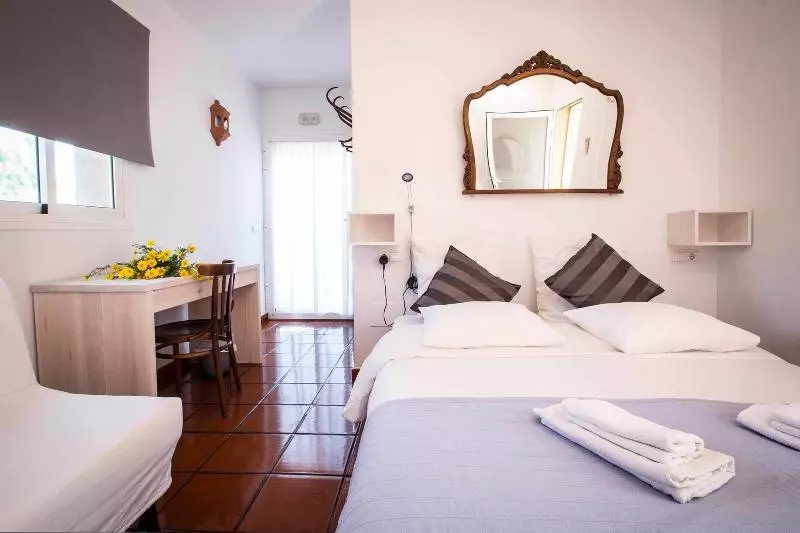 Cortijo De La Media Luna