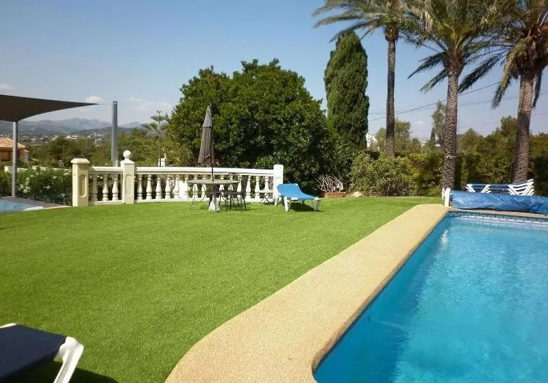 Estrella Lodge Pension B&b