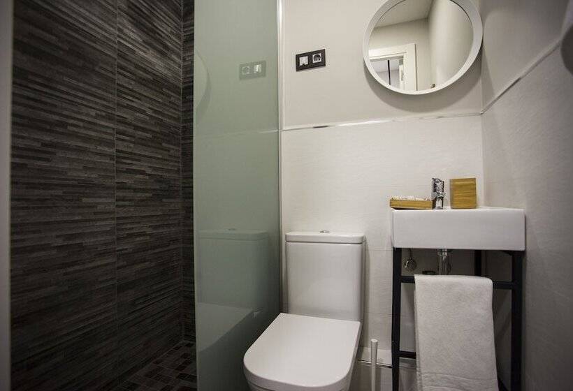 مسافرخانه Cc Atocha