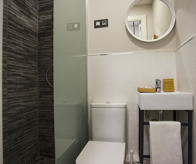 مسافرخانه Cc Atocha