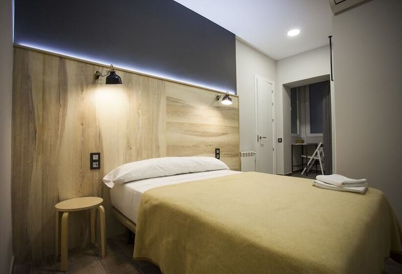 مسافرخانه Cc Atocha