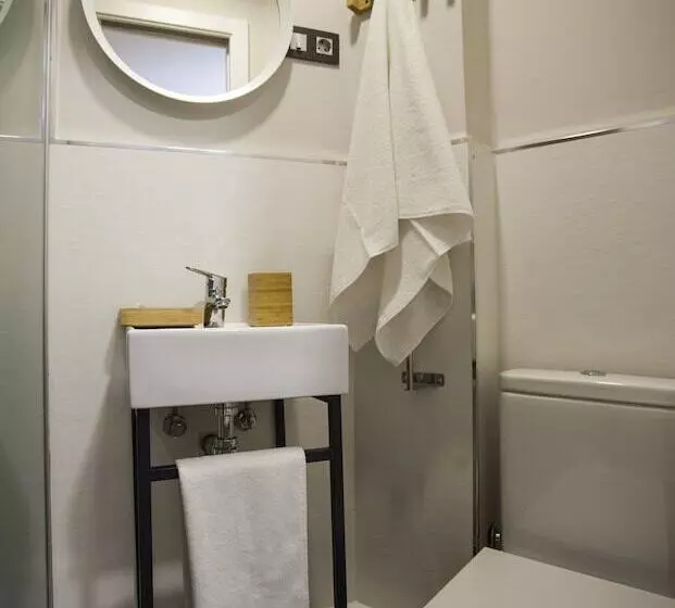 مسافرخانه Cc Atocha