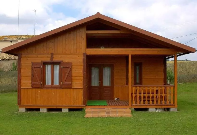 Hotelli Camping Lluçanés