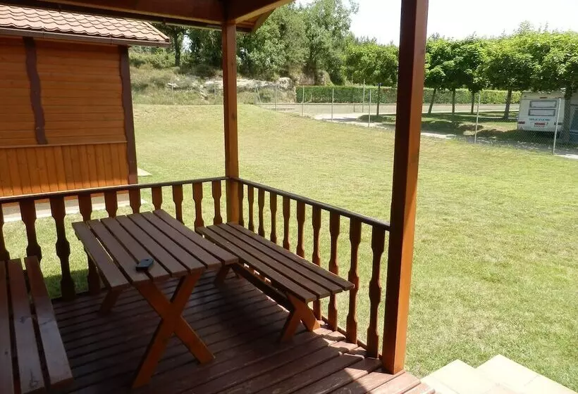 Hotelli Camping Lluçanés