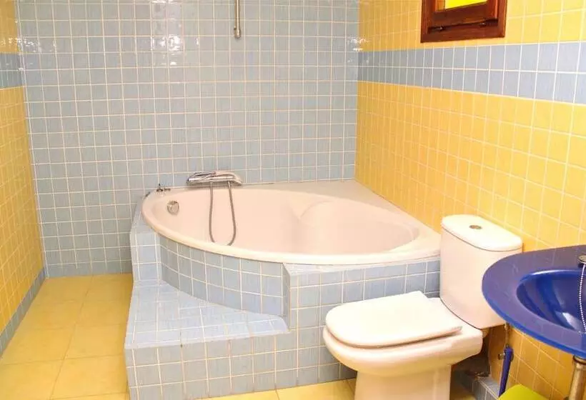 Hotelli Camping Ripolles