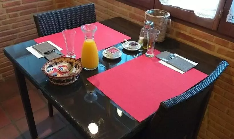 Hotelli L Alloru   Adults Only