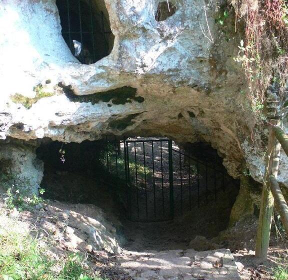 Отель La Casona De Cardes