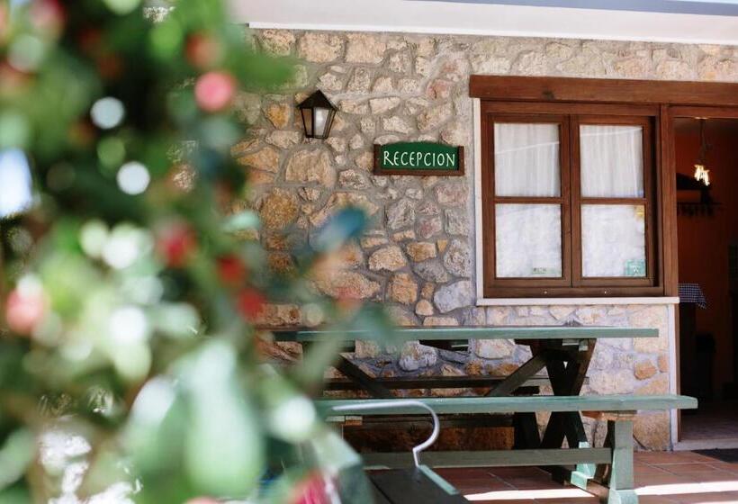 Отель La Casona De Cardes