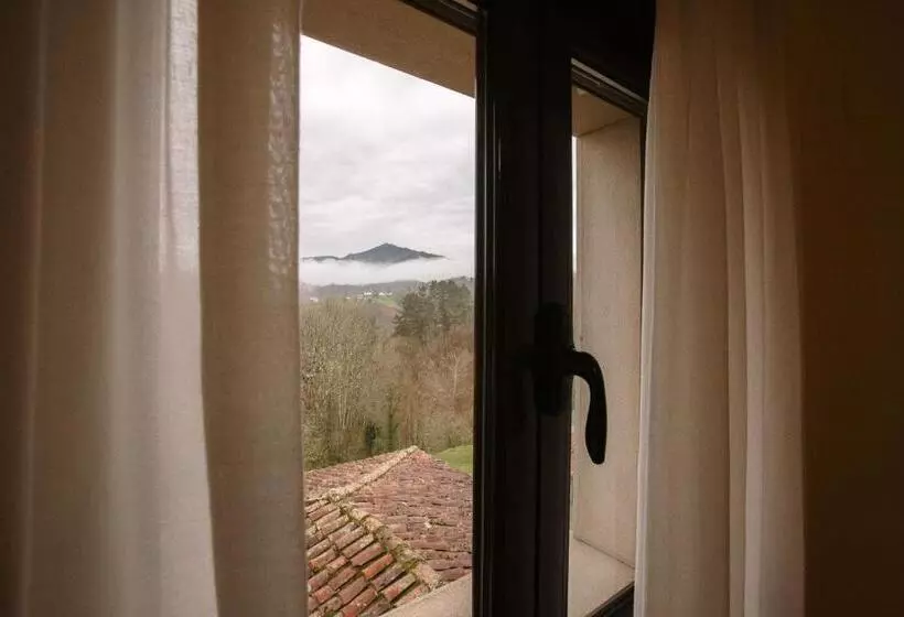 ホテル La Casona De Cardes