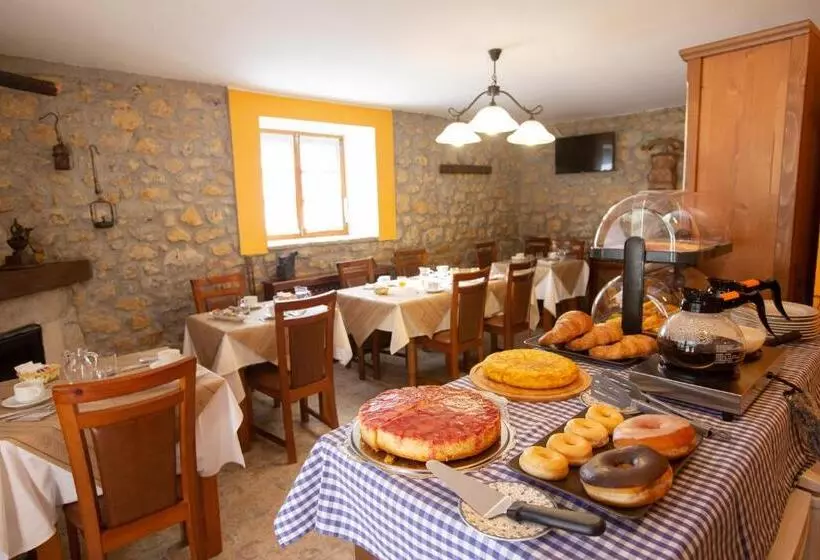 ホテル La Casona De Cardes