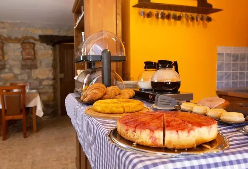 ホテル La Casona De Cardes