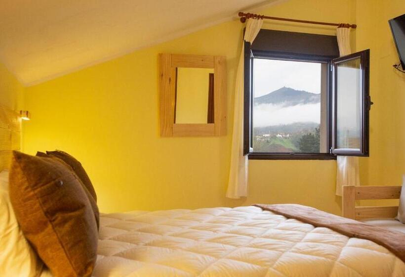 Отель La Casona De Cardes