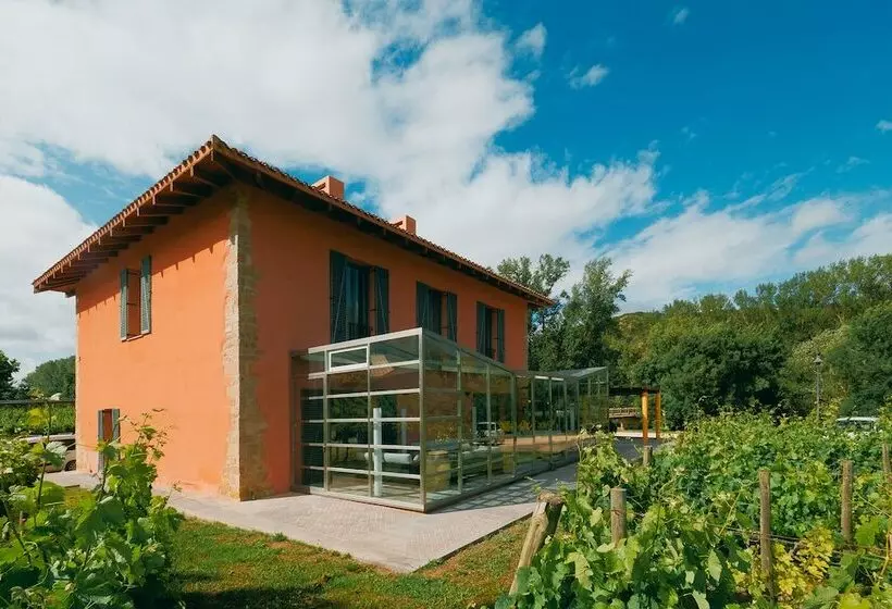 Hotelli Propiedad De Arínzano