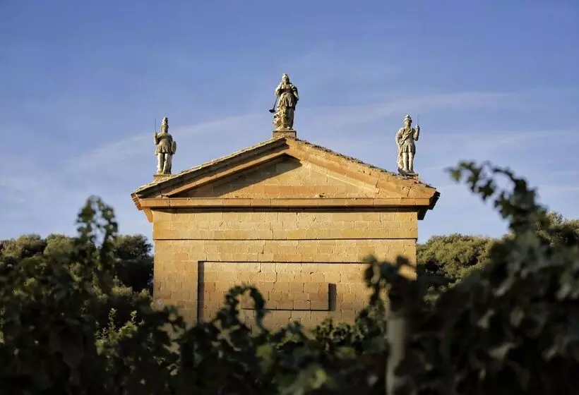 Hotelli Propiedad De Arínzano