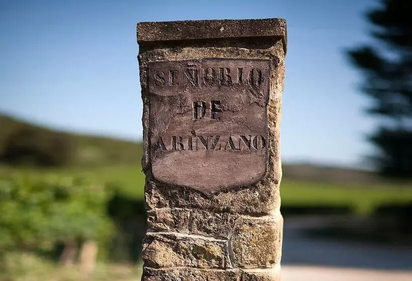 Hotelli Propiedad De Arínzano