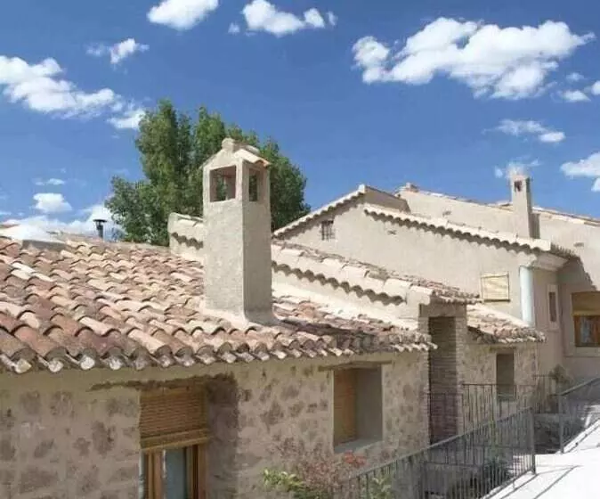 Maaseutuhotelli Agroturismo La Artezuela