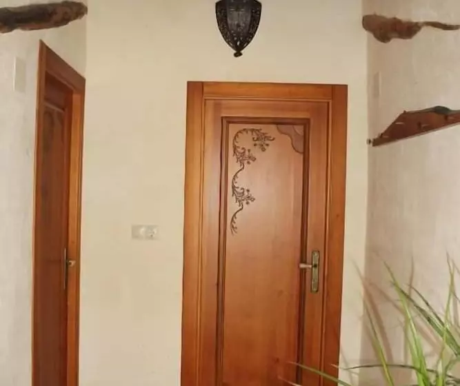 Maaseutuhotelli Agroturismo La Artezuela