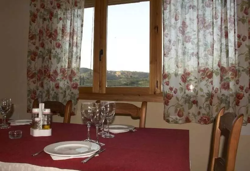 Maaseutuhotelli Agroturismo La Artezuela