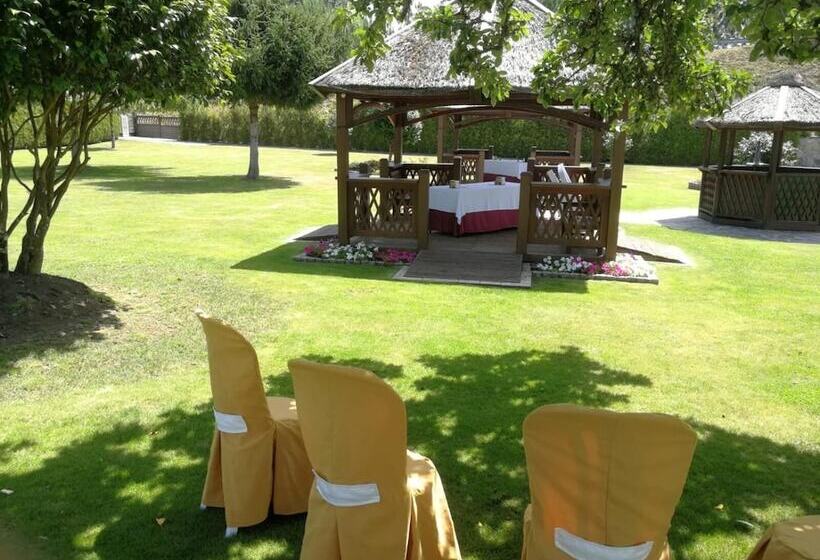 پانسیون Hostal Restaurante La Casilla