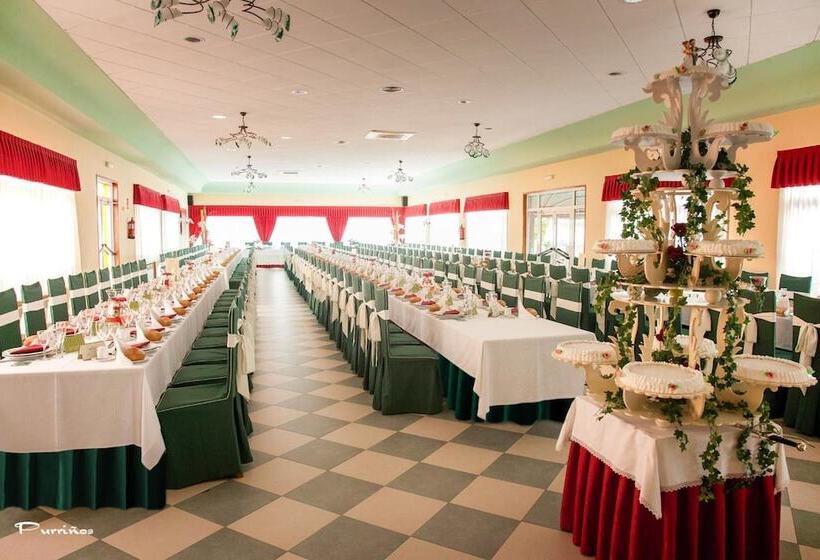 پانسیون Hostal Restaurante La Casilla