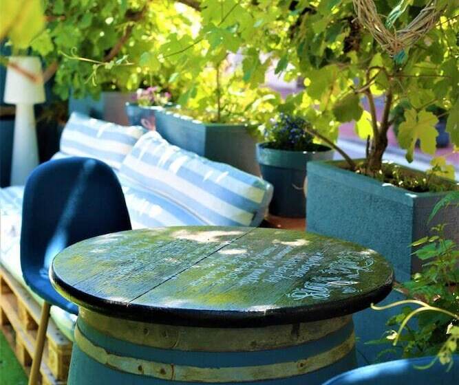 پانسیون Hostel Costa Brava