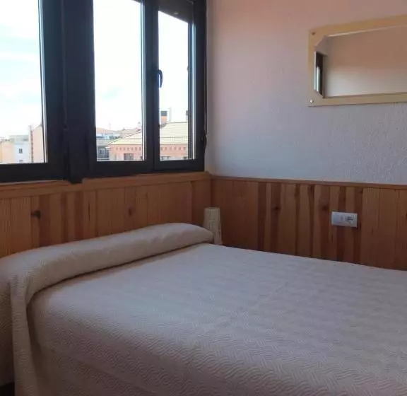 پانسیون Los Angeles Plaza