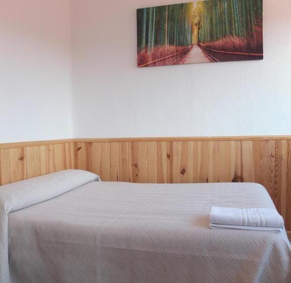 بنسيون Los Angeles Plaza