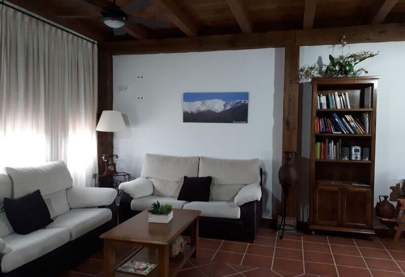 펜션 Rural La Covacha