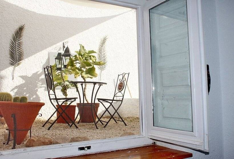 The Riad Azure – Moroccan Style B&b