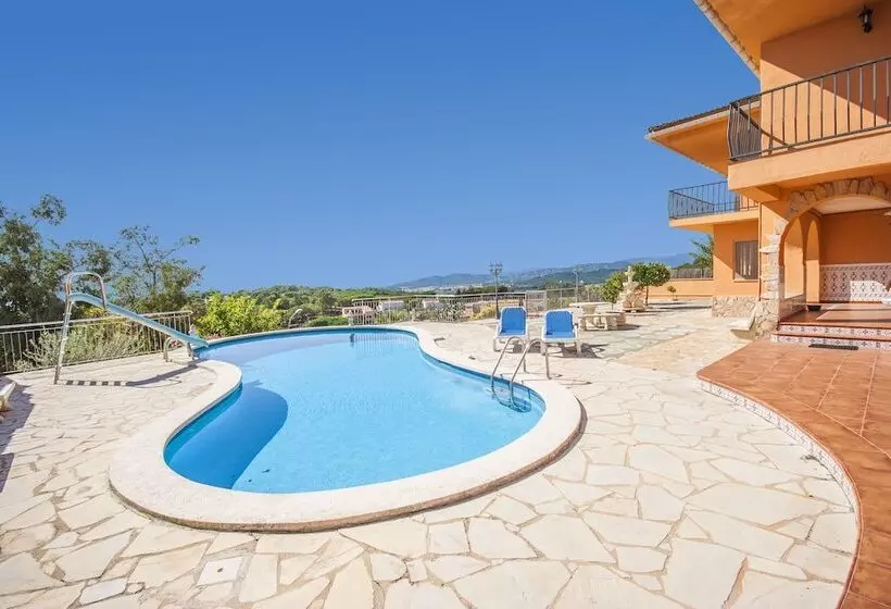 Villa Carvajal
