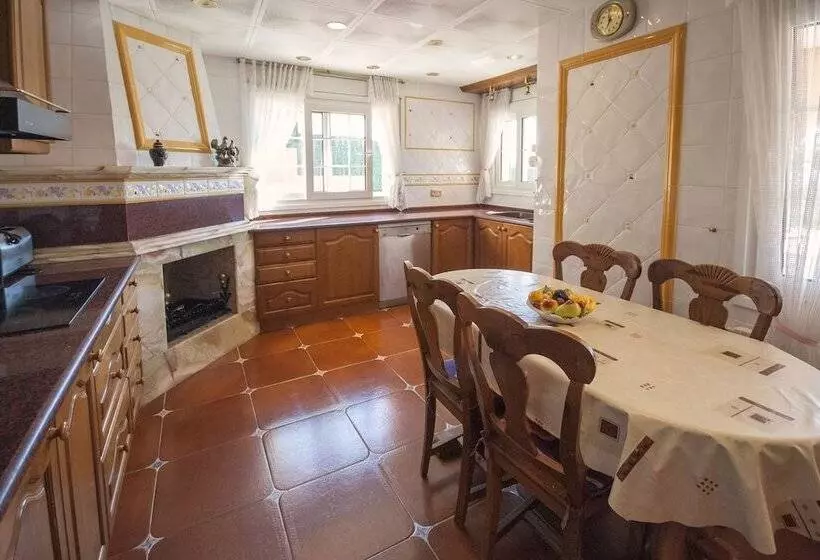 Villa Carvajal