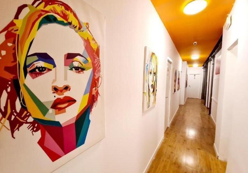 هاستل Arc House Madrid Puerta Del Sol Only Adults