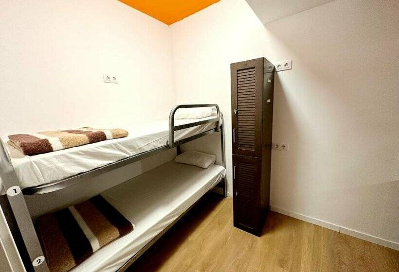 هاستل Arc House Madrid Puerta Del Sol Only Adults