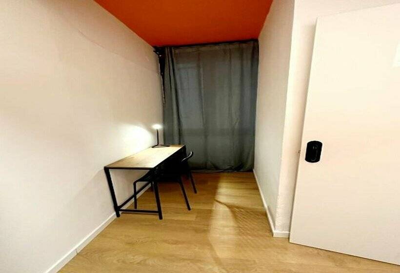 هاستل Arc House Madrid Puerta Del Sol Only Adults