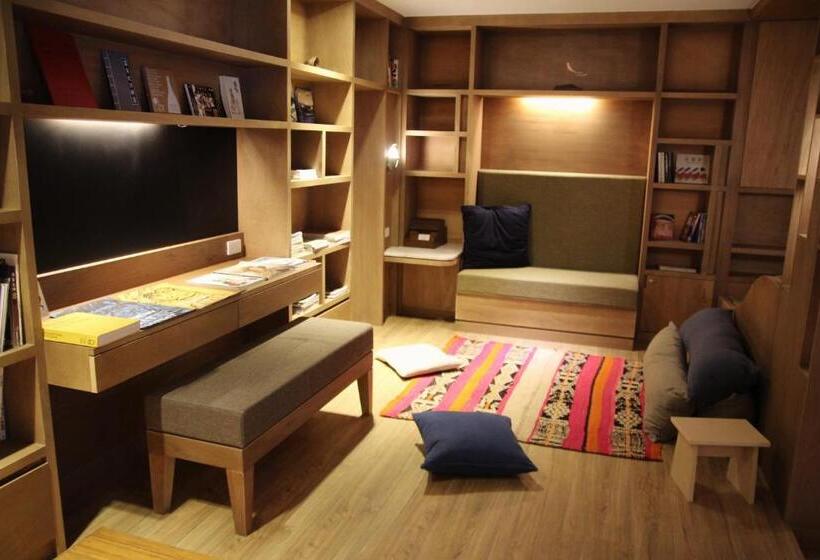 تختخواب و صبحانه Ho̍k House